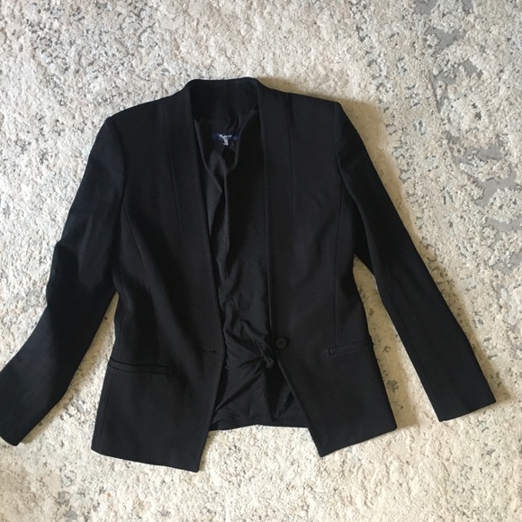 Madewell modern collarless blazer in black - Picture 5 of 8
